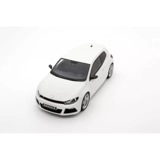 VOLKSWAGEN SCIROCCO 3 R PHASE 1 WHITE 2008 OttO mobile 1:18 Resinemodell (Türen, Motorhaube... nicht zu öffnen!)